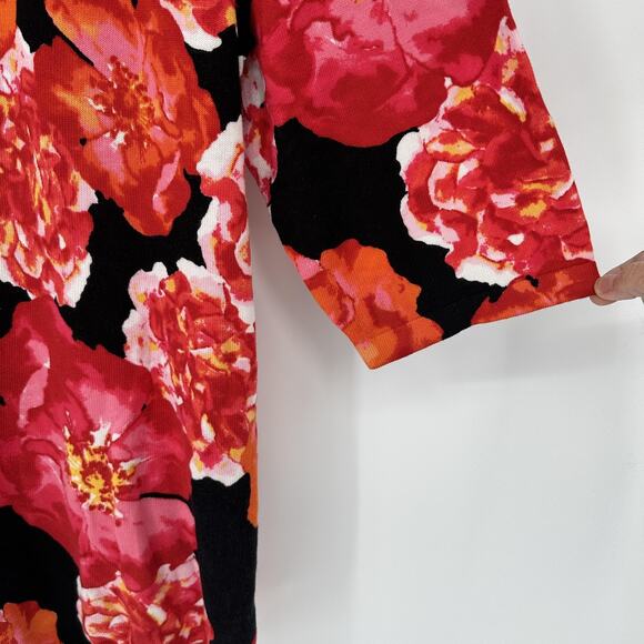 Isaac Mizrahi Live Cardigan Sweater Womens Plus 3X Black Red Floral Button Front - Picture 4 of 9